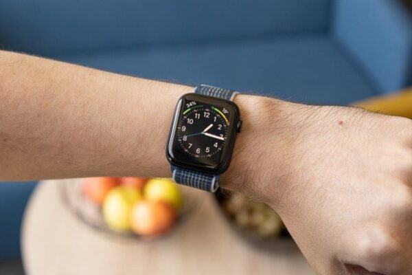 The Next Apple Watch SE might finally match its siblings’ screen sizes The Next Apple Watch SE might finally match its siblings' screen sizes