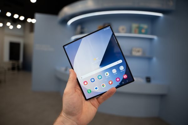 Samsung Galaxy G Fold could debut as Samsung’s first tri-fold phone
