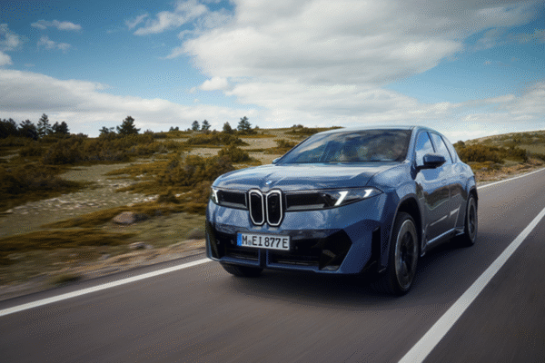 Qualcomm Teams up with BMW for a AI-Enabled Automated Driving System
